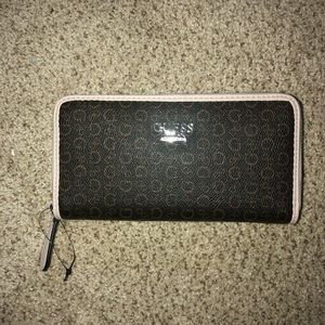 Guess Leather Wallet